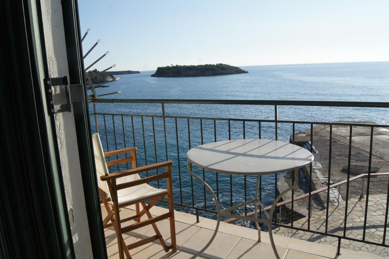 Aparthotel Gorgones, Sea-Front, Great View Kardamyli Exteriér fotografie
